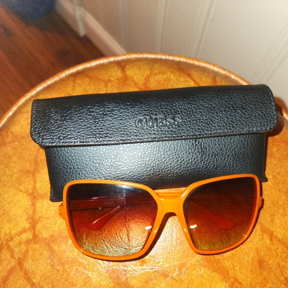 Guess Sunglasses orange 🍊